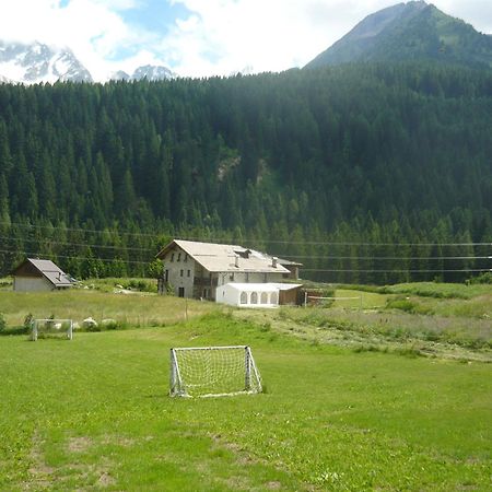 Chalet Rustico Bertolini Per Gruppi! Villa Vermiglio Ngoại thất bức ảnh
